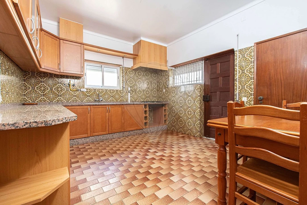 Moradia T3 para Venda em Carregado e Cadafais Foto 13