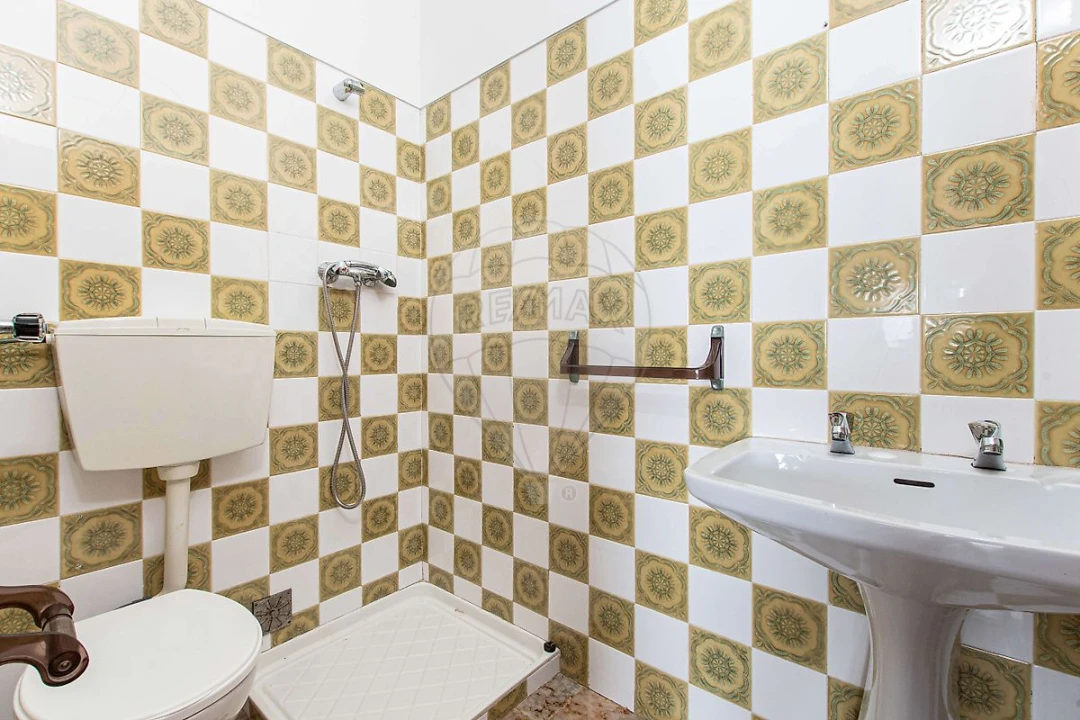 Moradia T3 para Venda em Carregado e Cadafais Foto 11