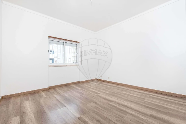 Moradia T3 para Venda em Carregado e Cadafais Foto 7