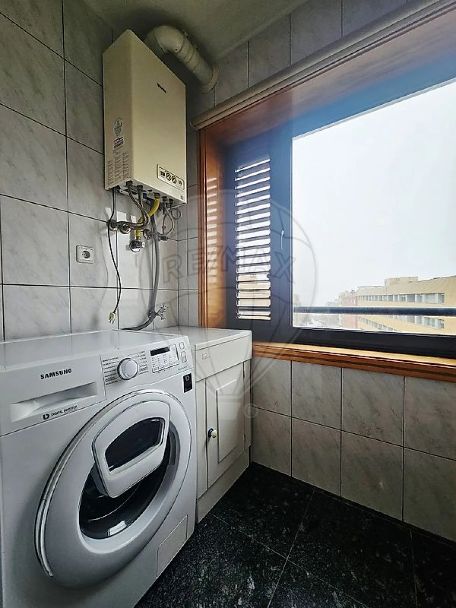 Apartamento T1 para Venda em Santa Marinha e São Pedro da Afurada Foto 4