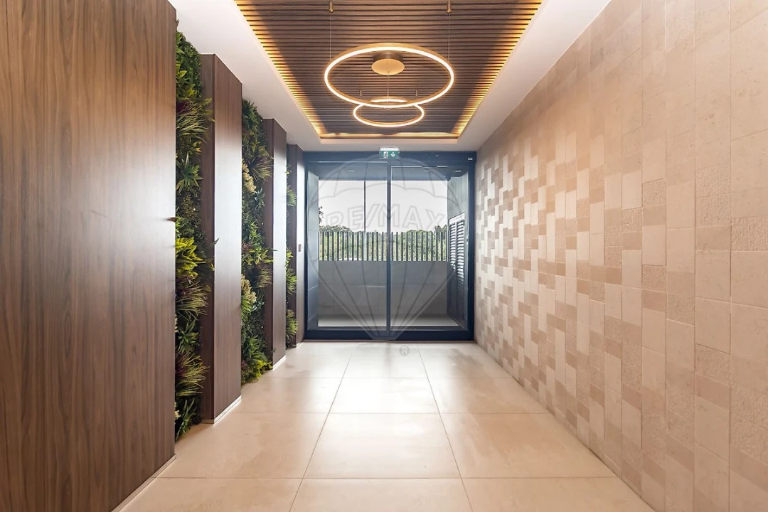 Apartamento T2 para Venda em Gambia-Pontes-Alto da Guerra Foto 1