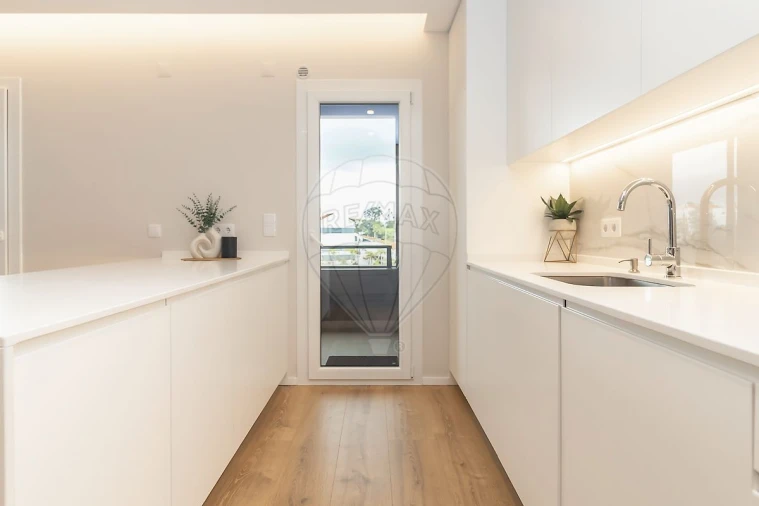 Apartamento T2 para Venda em Gambia-Pontes-Alto da Guerra Foto 24