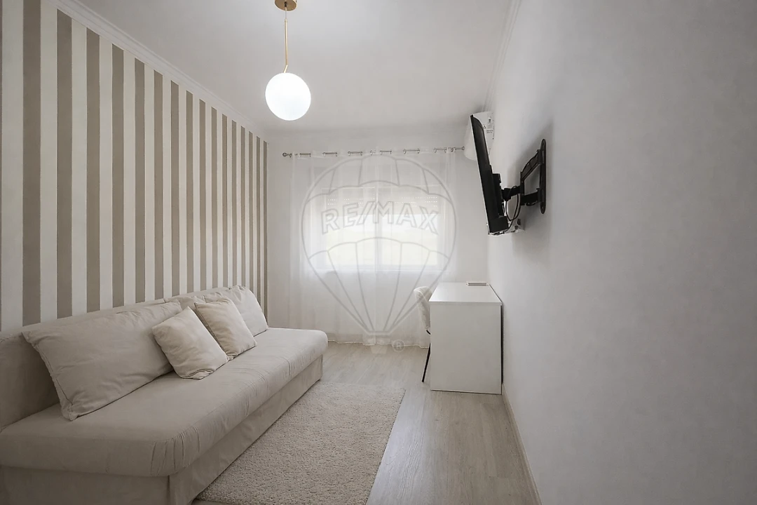 Apartamento T3 para Venda em Agualva e Mira-Sintra Foto 12