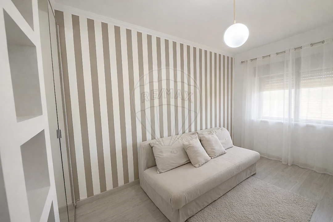 Apartamento T3 para Venda em Agualva e Mira-Sintra Foto 15