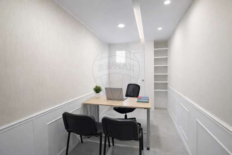 Apartamento T3 para Venda em Agualva e Mira-Sintra Foto 5