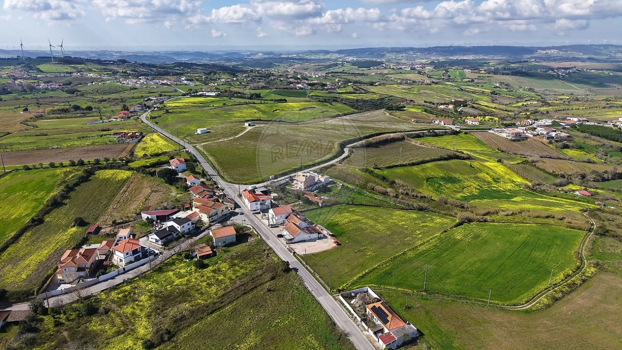 Terreno para Venda em Santo Quintino Foto 14