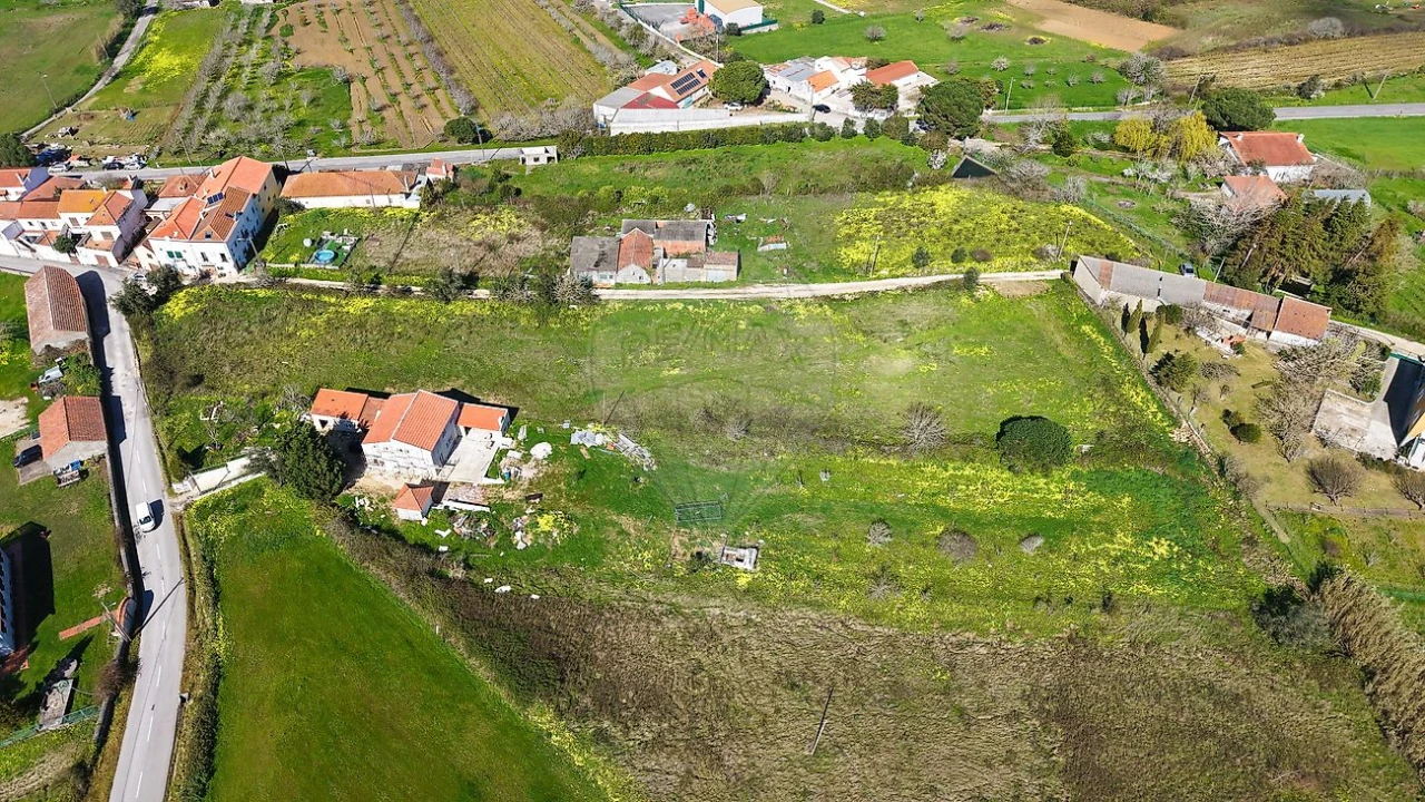 Terreno para Venda em Santo Quintino Foto 6