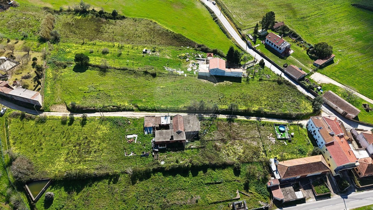 Terreno para Venda em Santo Quintino Foto 5