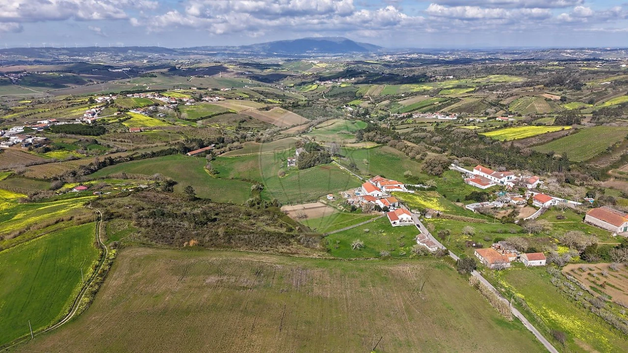 Terreno para Venda em Santo Quintino Foto 13