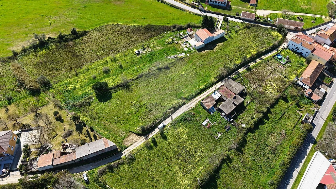 Terreno para Venda em Santo Quintino Foto 7