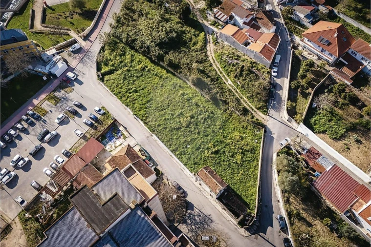 Terreno para Venda em Rio Maior Foto 1