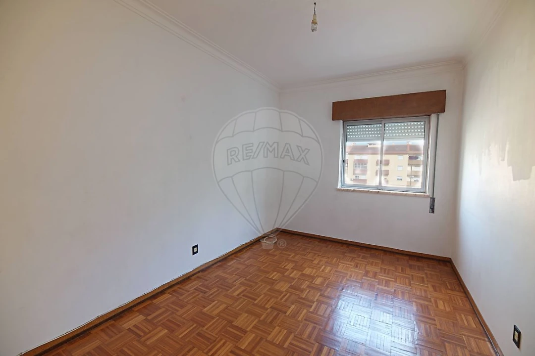 Apartamento T3 para Venda em Palmela Foto 8