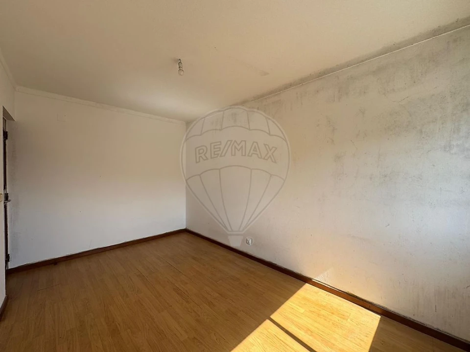 Apartamento T4 para Venda em Pinhal Novo Foto 18