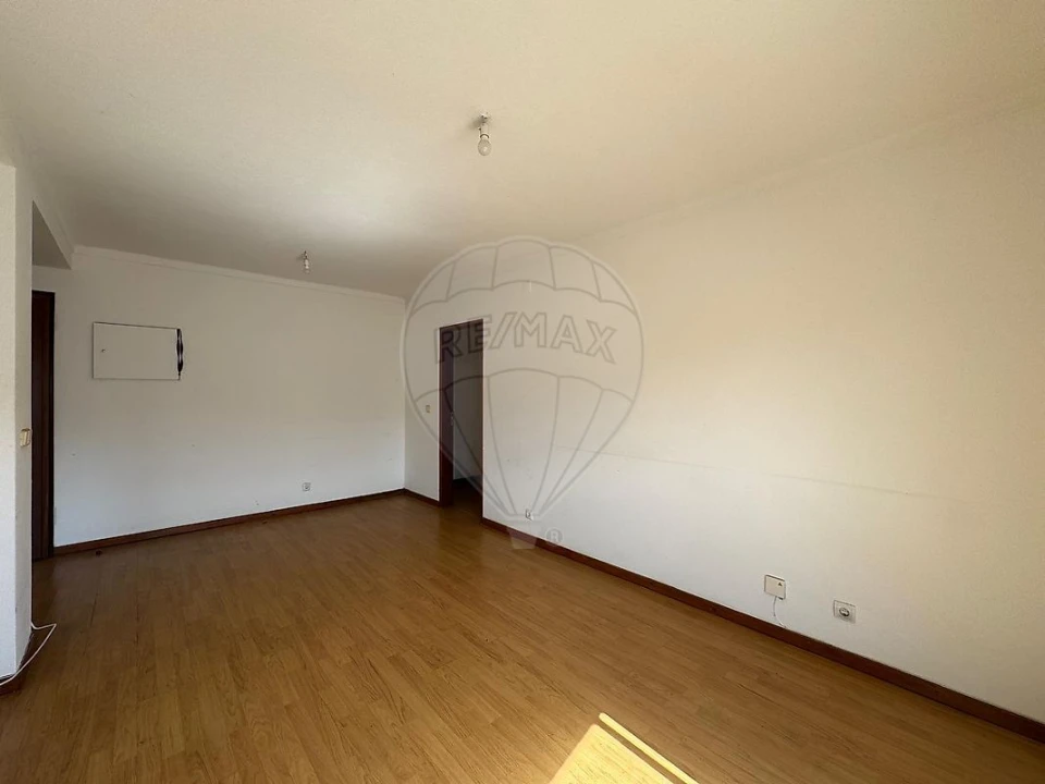 Apartamento T4 para Venda em Pinhal Novo Foto 8