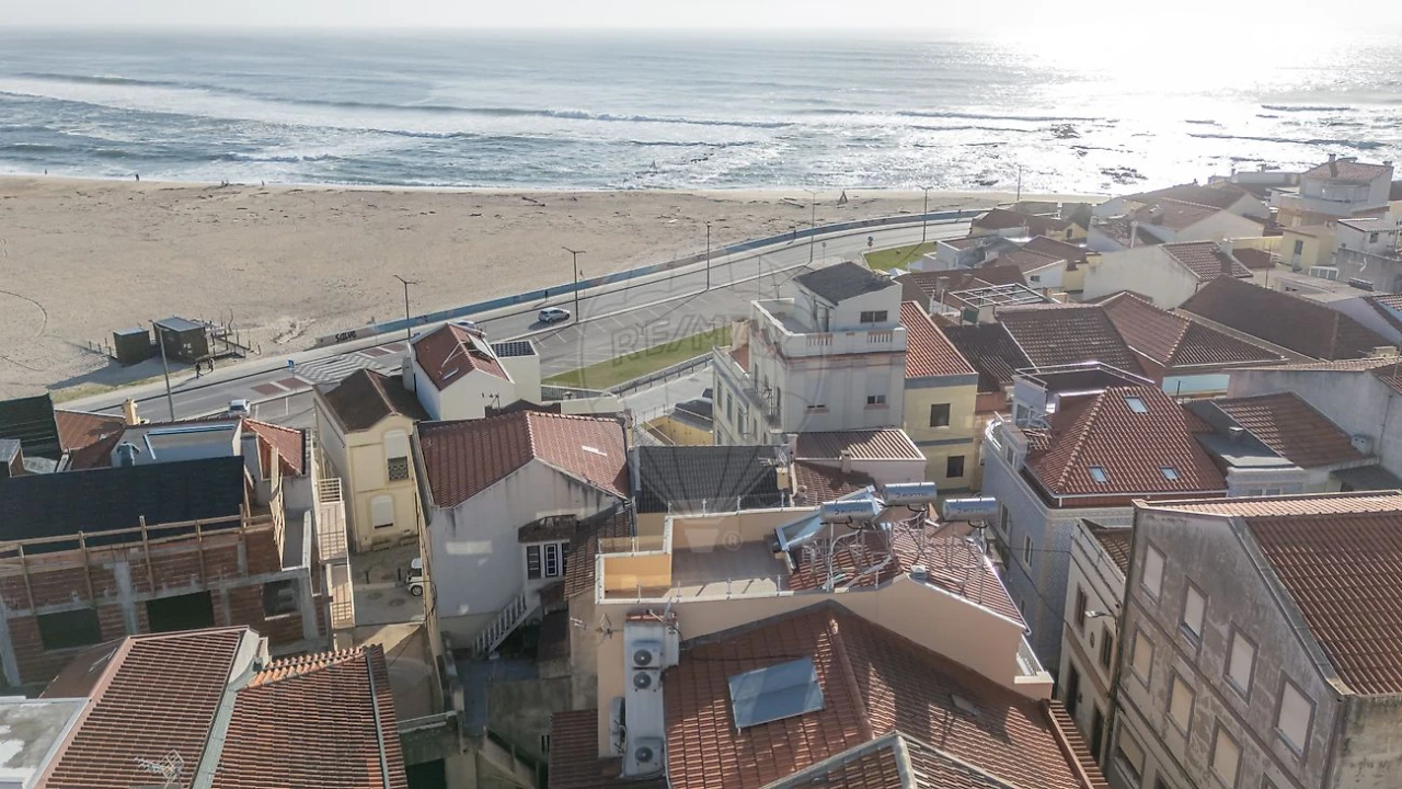 Apartamento T2 para Venda em Buarcos Foto 2