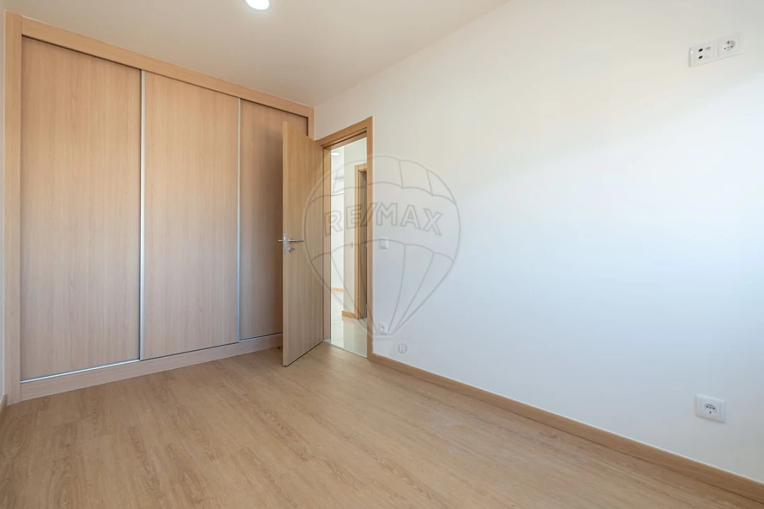 Apartamento T2 para Venda em Buarcos Foto 29