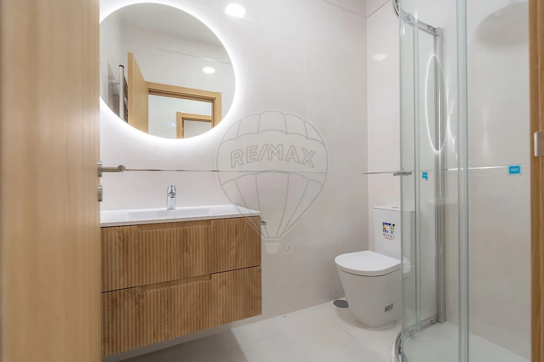 Apartamento T2 para Venda em Buarcos Foto 13