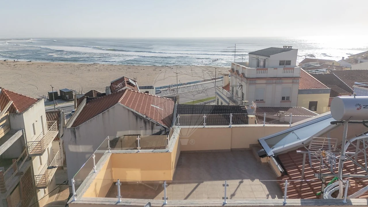 Apartamento T2 para Venda em Buarcos Foto 9