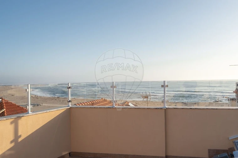 Apartamento T2 para Venda em Buarcos Foto 25