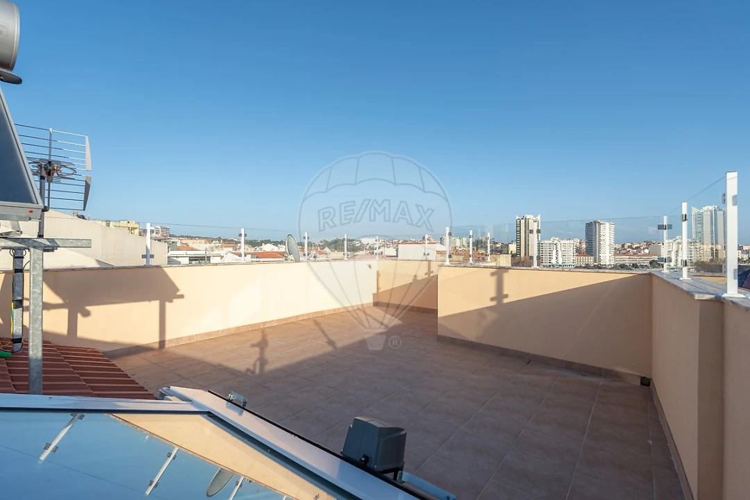 Apartamento T2 para Venda em Buarcos Foto 23