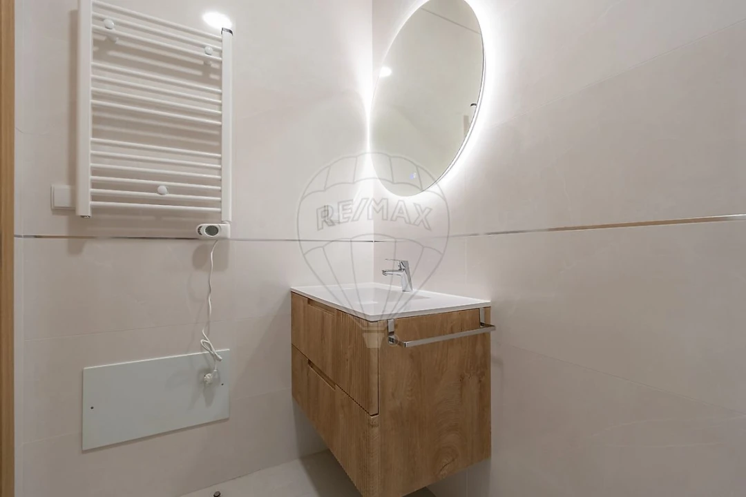 Apartamento T2 para Venda em Buarcos Foto 14