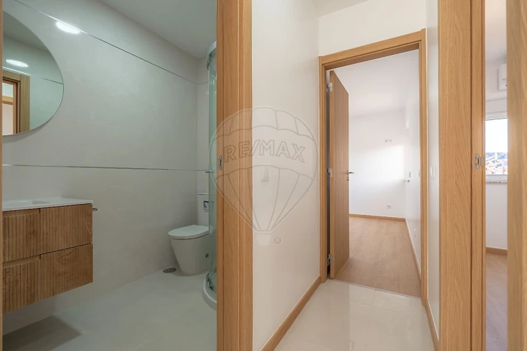 Apartamento T2 para Venda em Buarcos Foto 6