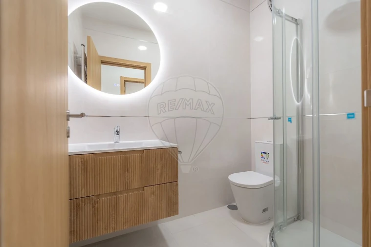 Apartamento T2 para Venda em Buarcos Foto 2