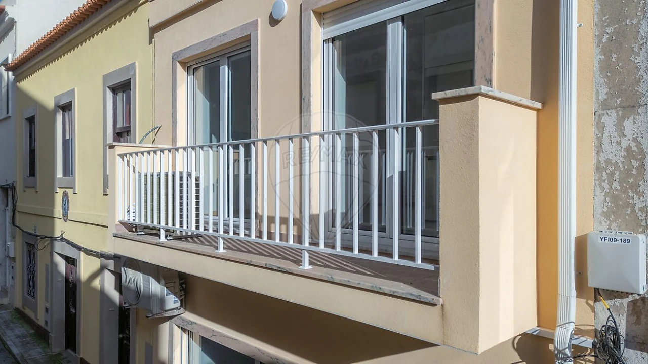 Apartamento T2 para Venda em Buarcos Foto 3