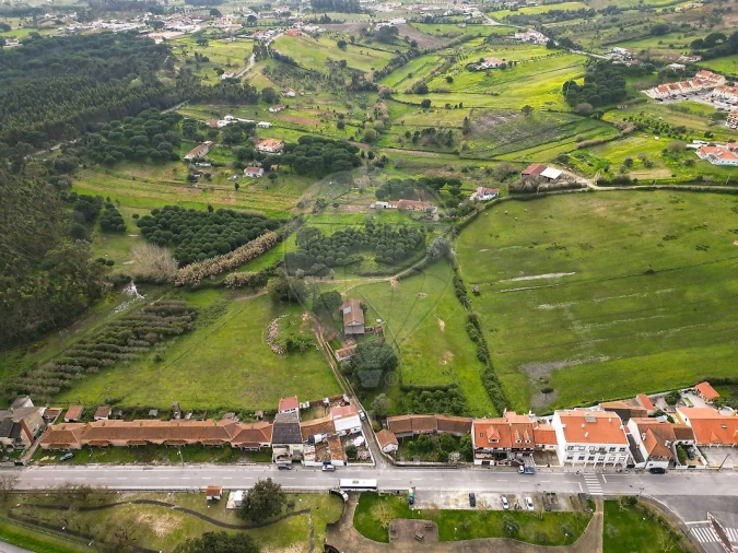 Prédio para Venda em Alcoentre Foto 3