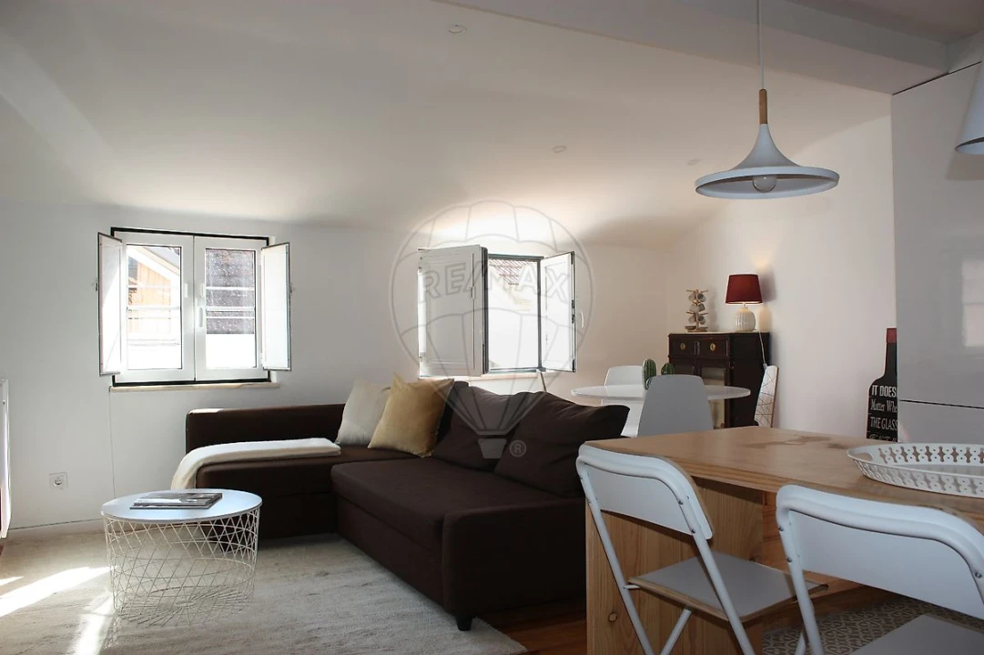 Apartamento T1 para Arrendamento em Misericórdia Foto 2