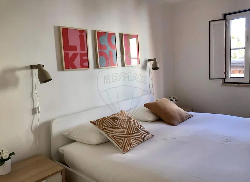 Apartamento T1 para Arrendamento em Misericórdia Foto 8