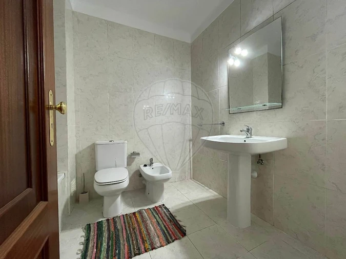 Apartamento T2 para Venda em Santo Varão Foto 6