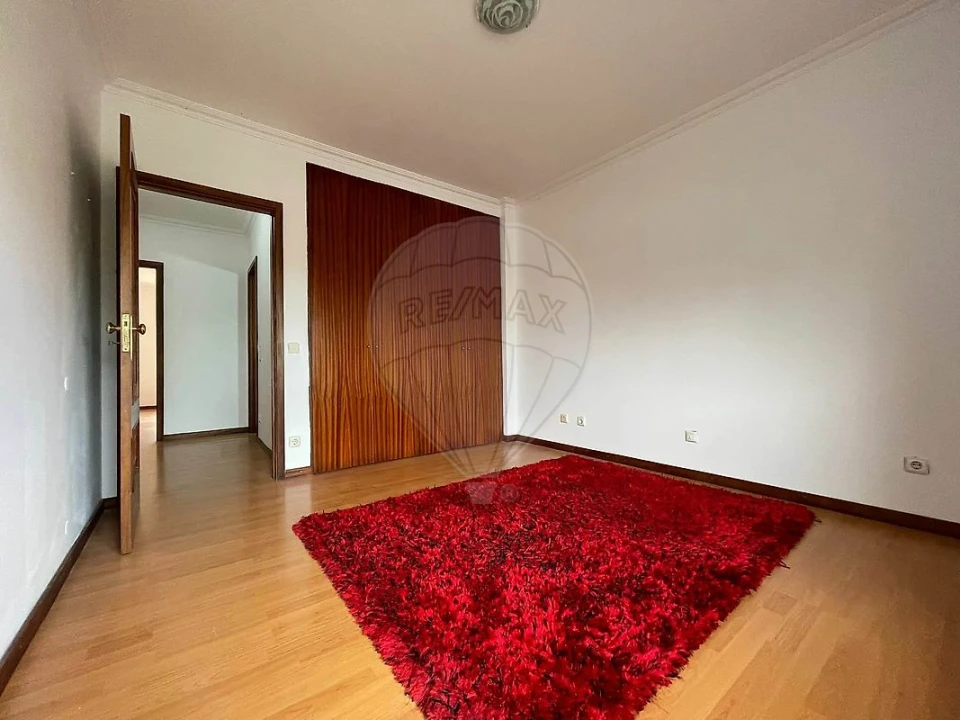 Apartamento T2 para Venda em Santo Varão Foto 2