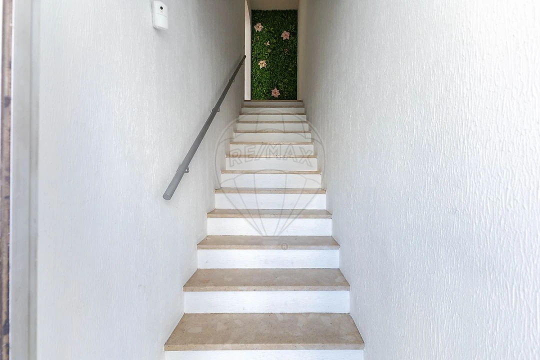 Loja para Arrendamento em Cidade da Maia Foto 4