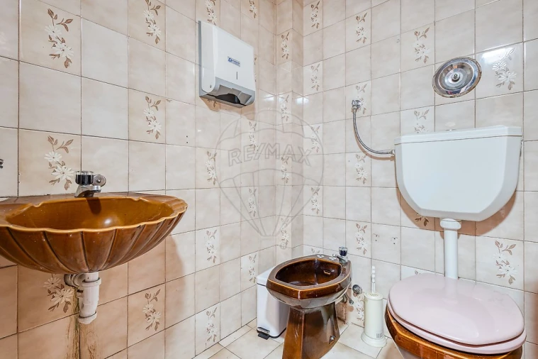 Loja para Arrendamento em Cidade da Maia Foto 30