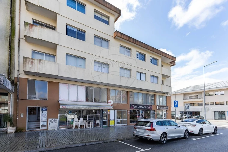 Loja para Arrendamento em Cidade da Maia Foto 6