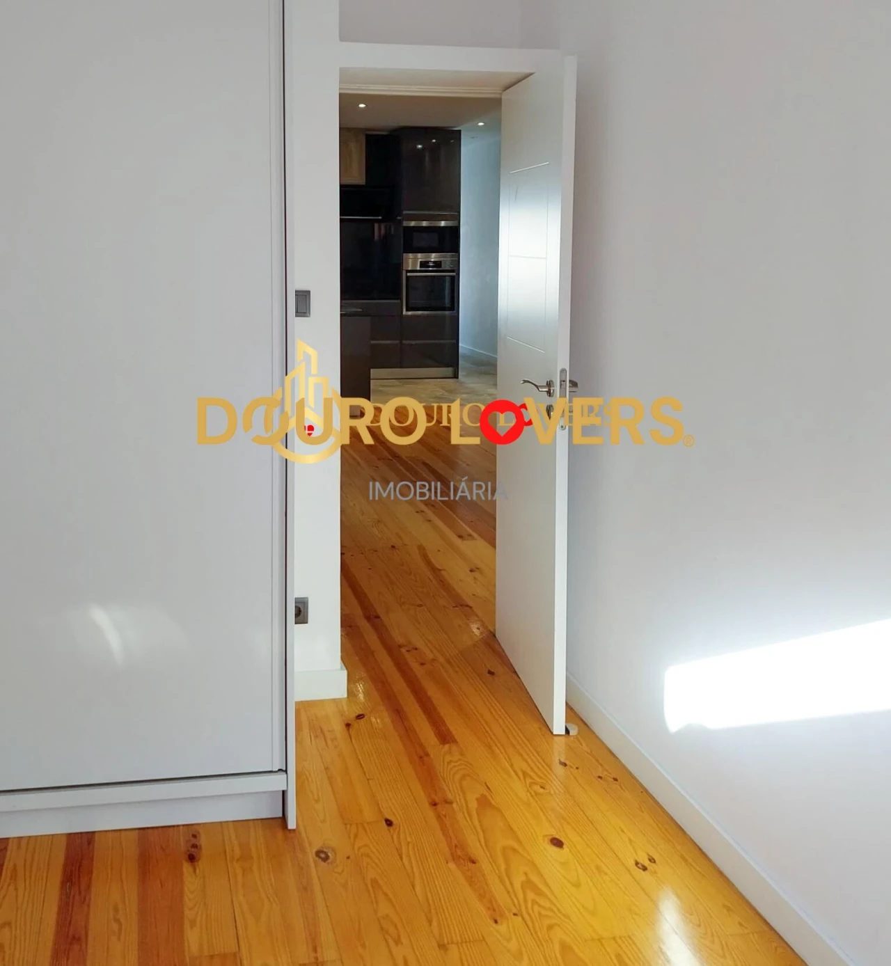 Apartamento T2 para Venda em Bonfim Foto 11