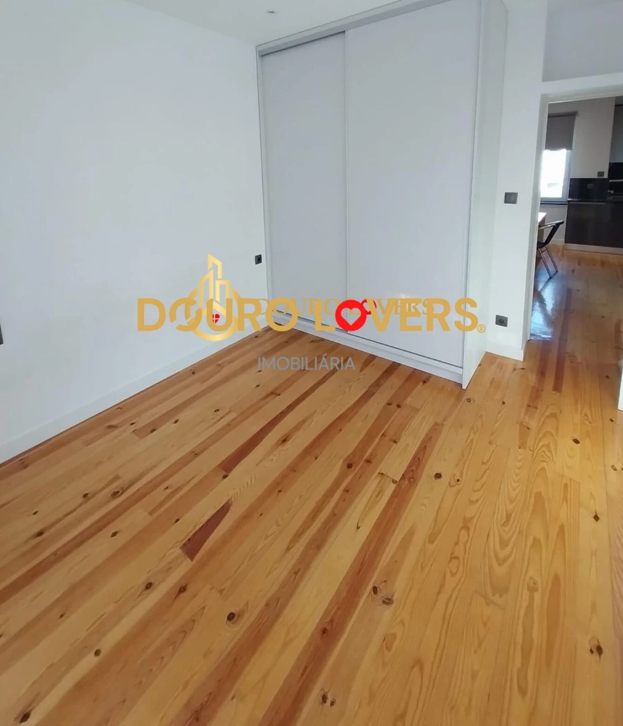 Apartamento T2 para Venda em Bonfim Foto 7