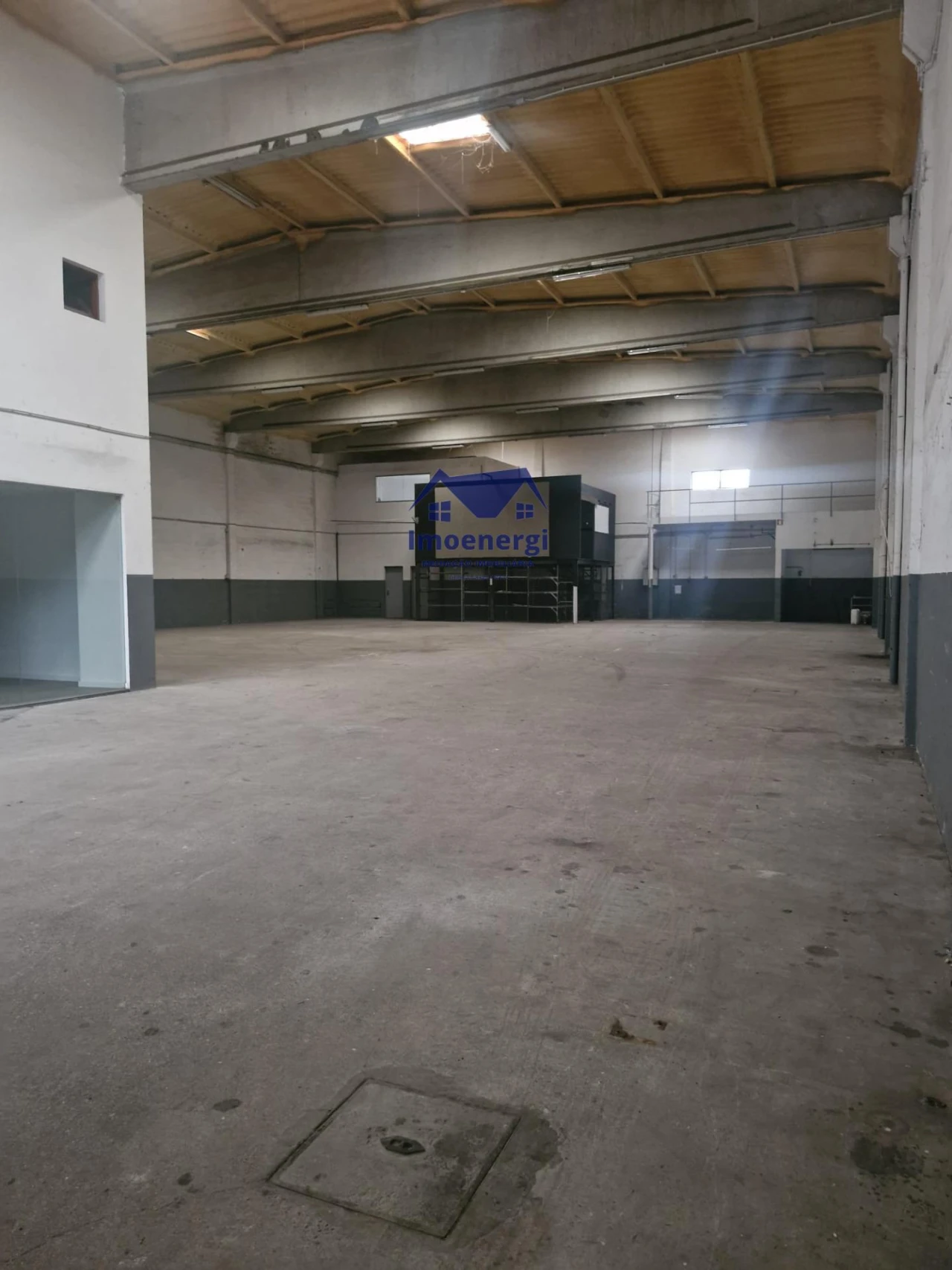 Armazém para Arrendamento em Moreira Foto 1