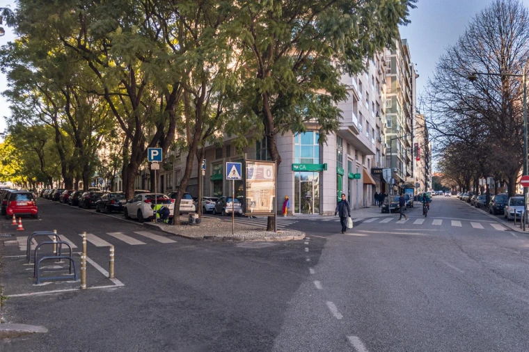 Apartamento T1 para Venda em Arroios Foto 24