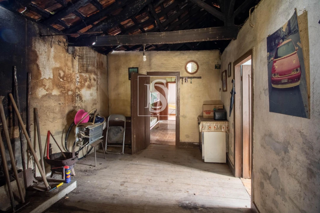 Moradia T3 para Venda em Teixeira e Teixeiró Foto 11