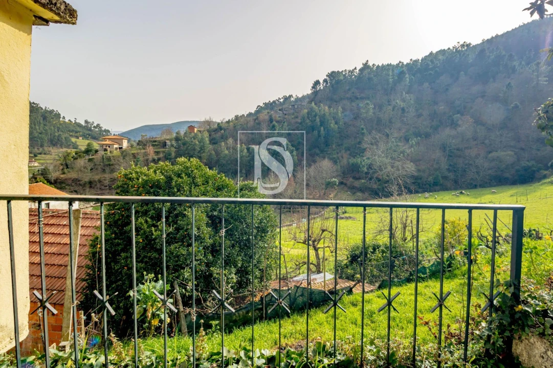 Moradia T3 para Venda em Teixeira e Teixeiró Foto 24