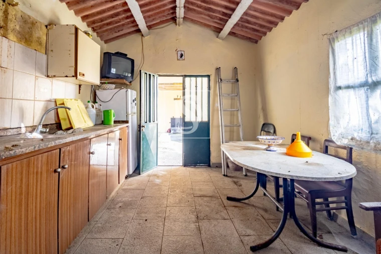 Moradia T3 para Venda em Teixeira e Teixeiró Foto 8