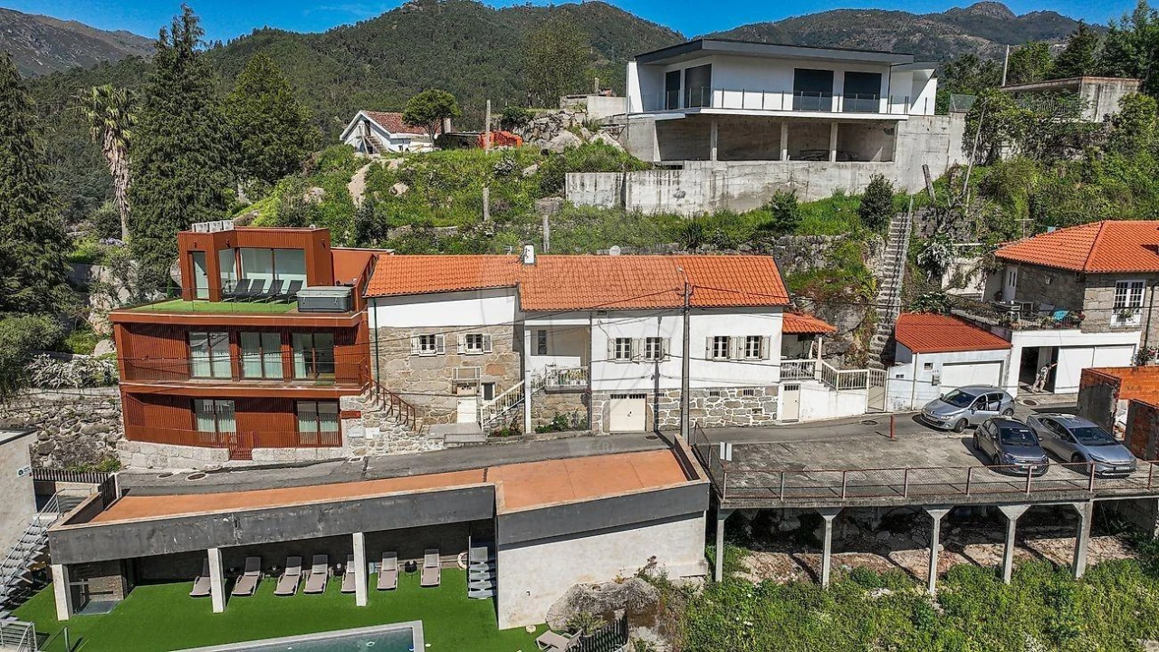 Moradia T4 para Venda em Vilar da Veiga Foto 32