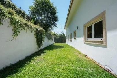 Moradia T4 para Venda em Fonte Arcada e Oliveira