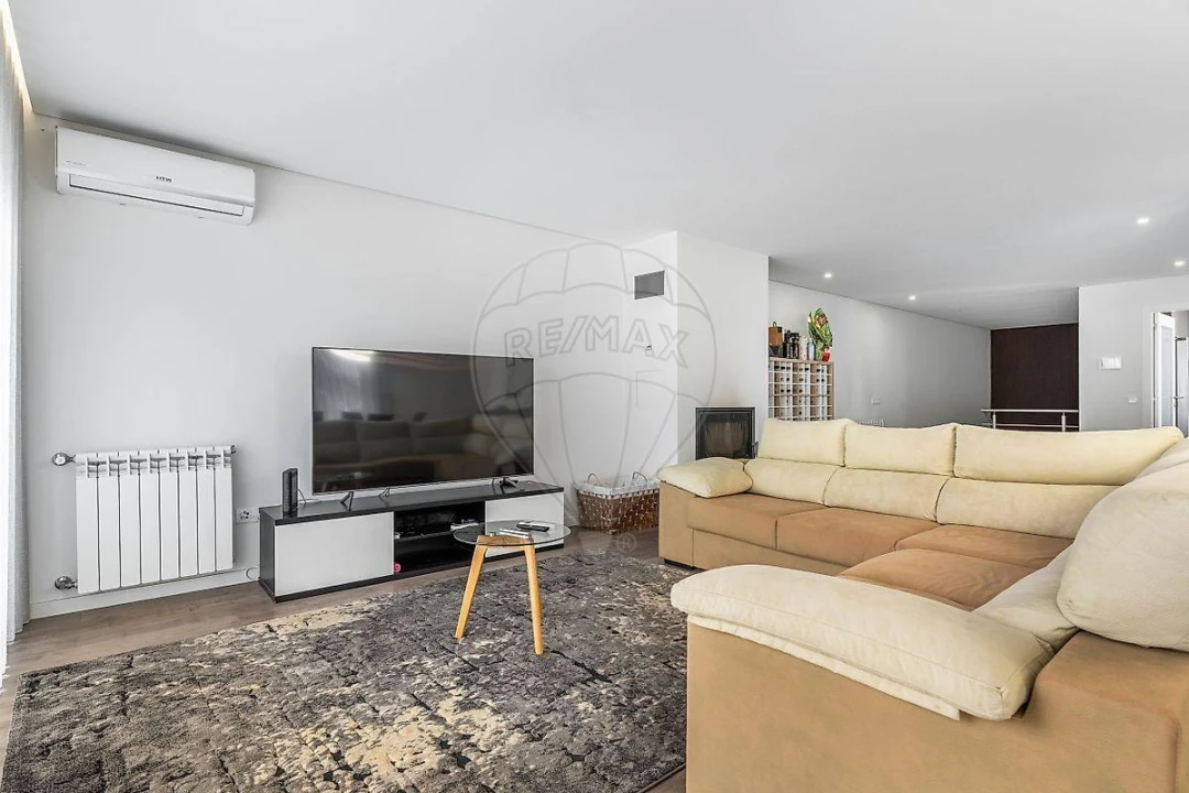 Moradia T4 para Venda em Braga (Maximinos, Sé e Cividade) Foto 4