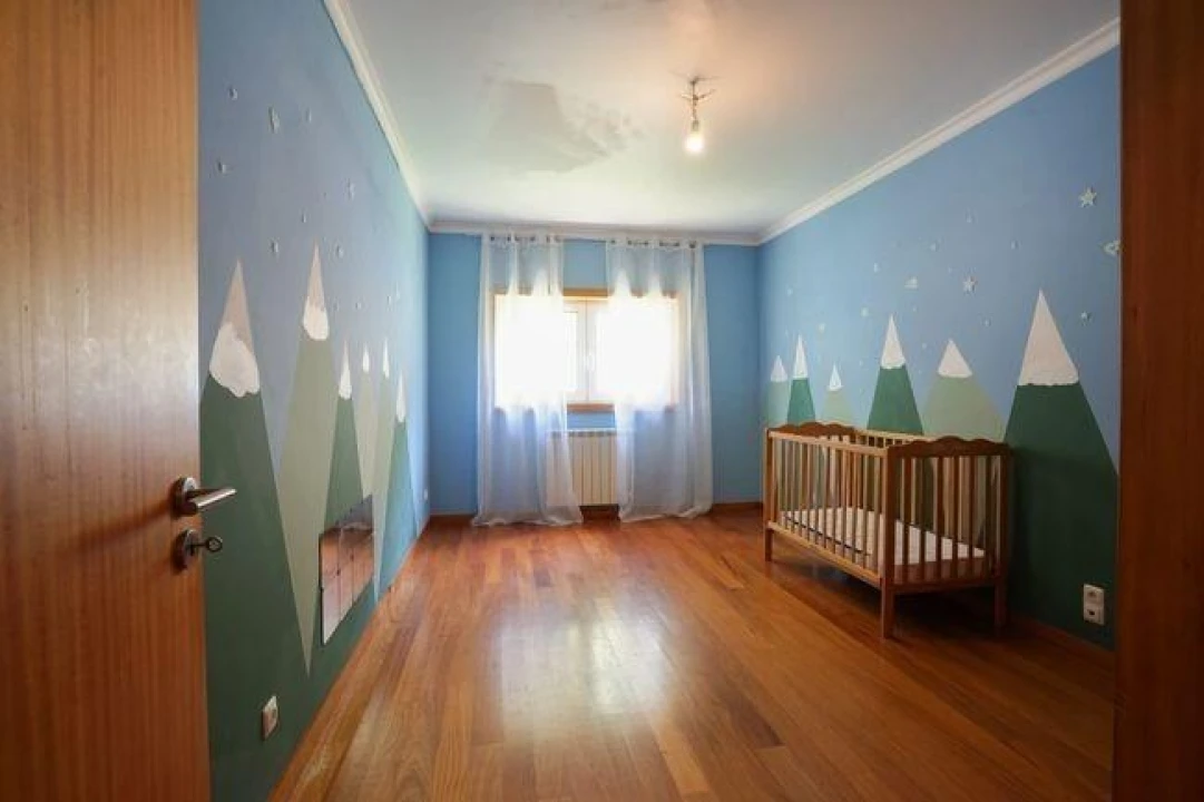 Moradia T4 para Venda em Fonte Arcada e Oliveira Foto 20