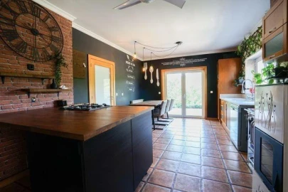 Moradia T4 para Venda em Fonte Arcada e Oliveira