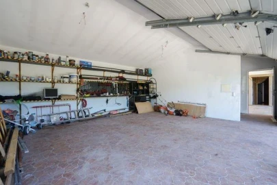 Moradia T4 para Venda em Fonte Arcada e Oliveira