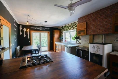 Moradia T4 para Venda em Fonte Arcada e Oliveira